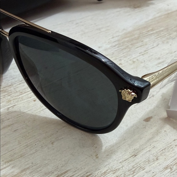 Versace Black and Gold Sunglasses - Picture 4 of 8